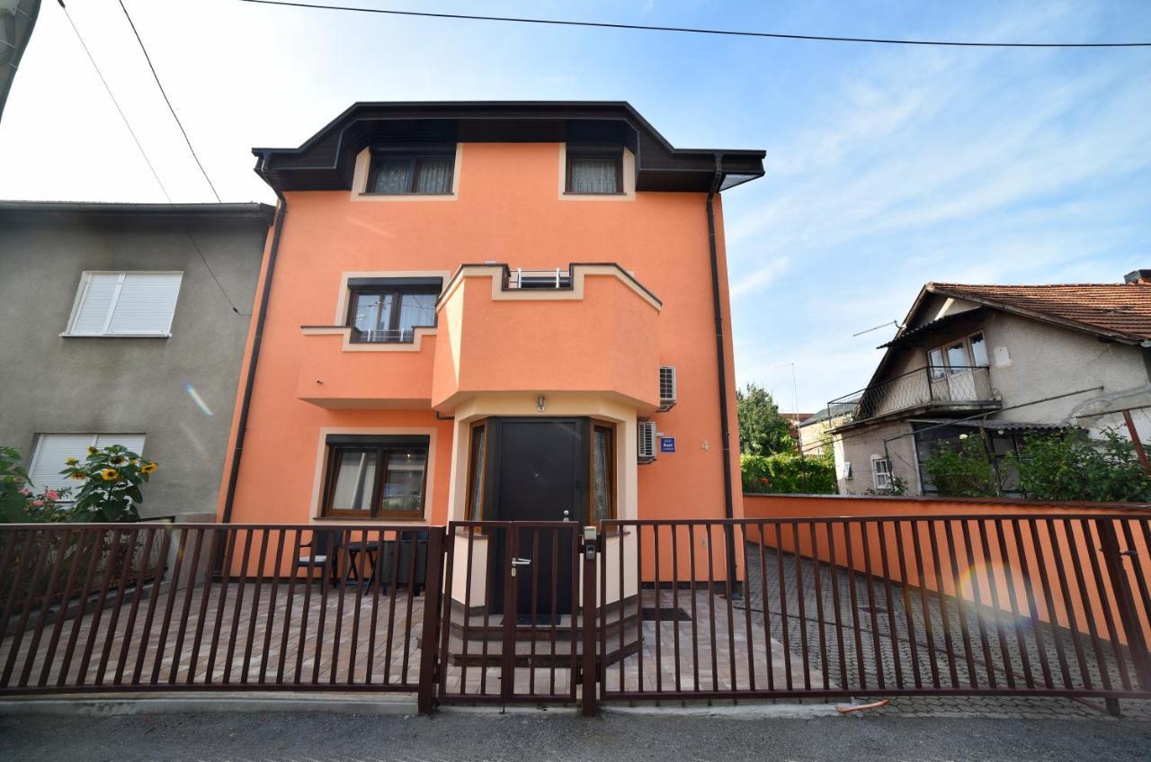 Apartment Ana 萨格勒布 外观 照片